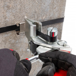 73577 Инструмент для натяжения ленты ИНТ-20 мини (КВТ)