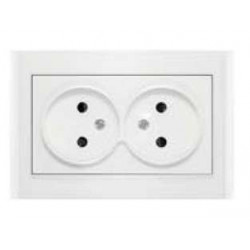 Розетка 2-м СП Бриллиант 16А IP20 без заземл. защ. шторки бел. UNIVersal 7947526