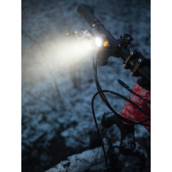 Фонарь Armytek Wizard C1 Pro Magnet USB White F09001C