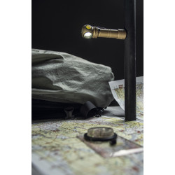 Фонарь Armytek Wizard C2 Pro White Sand F08701CS